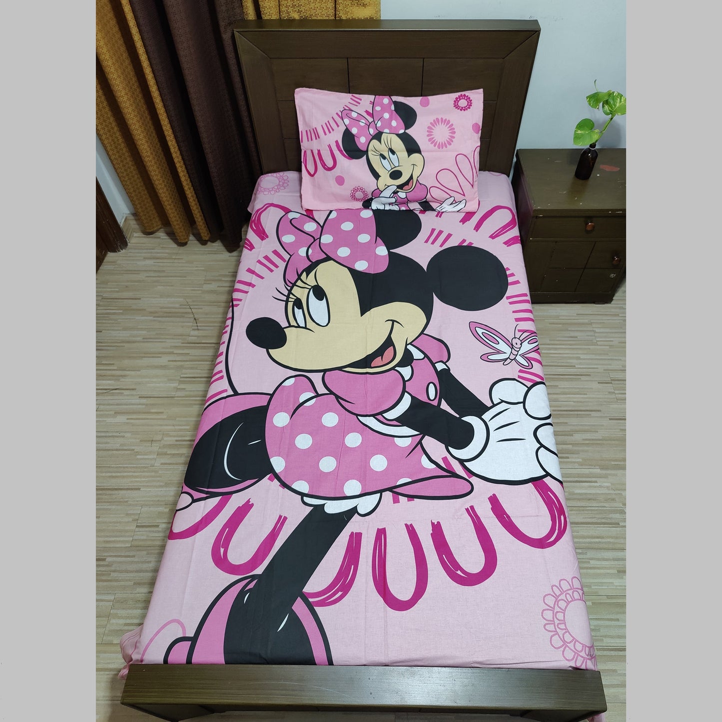 MINNIE MOUSE BEDSHEET 0132