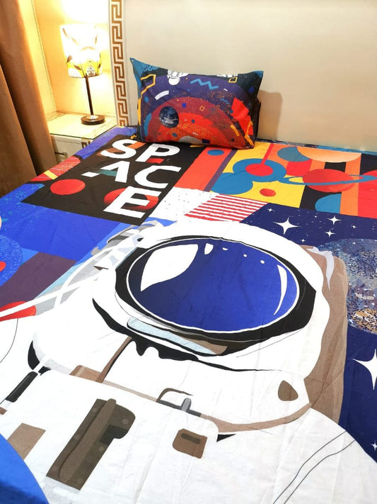 Kids Astronaut Glow in the Dark Comforter Set