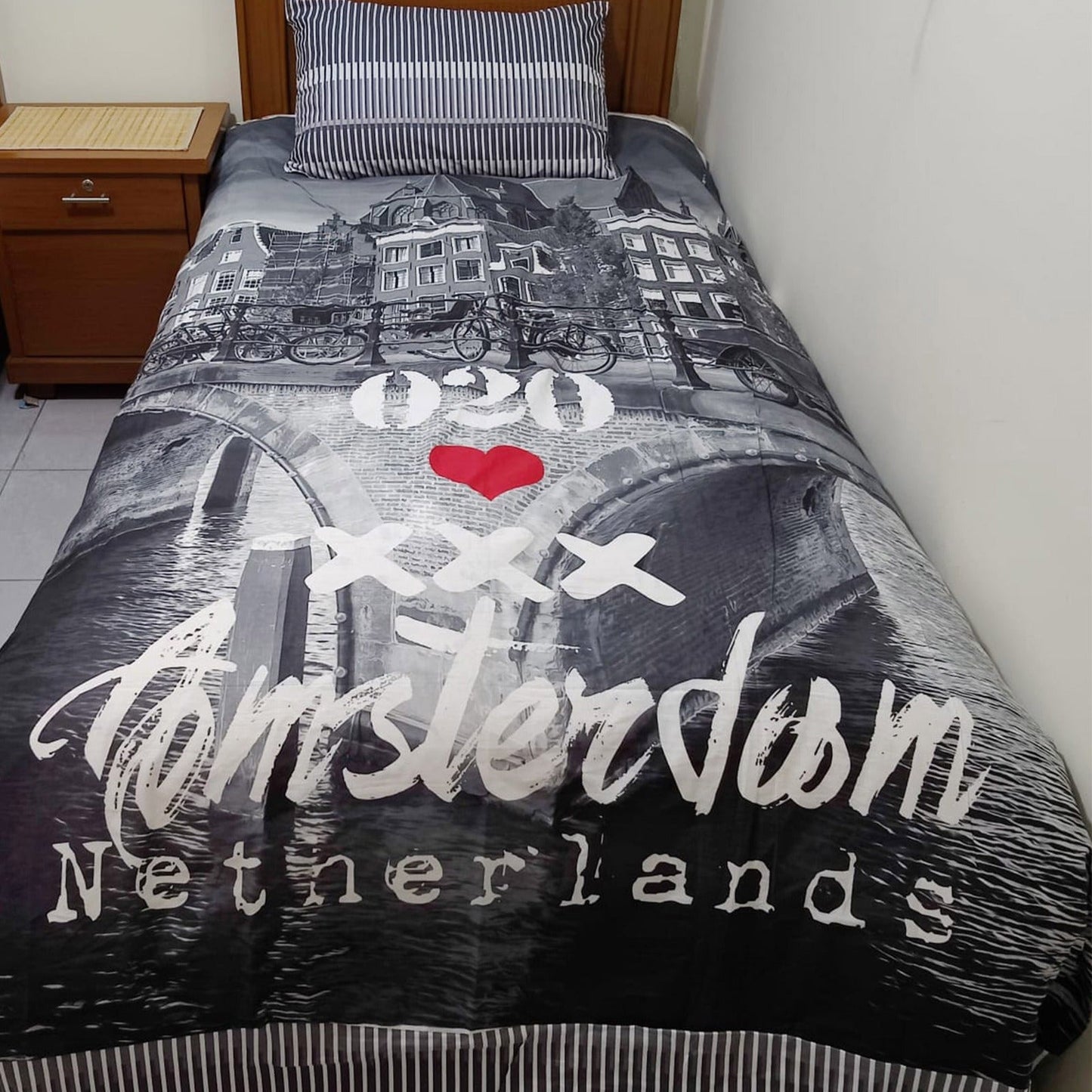 AMSTERDAM 020 NETHERLANDS BEDSHEET