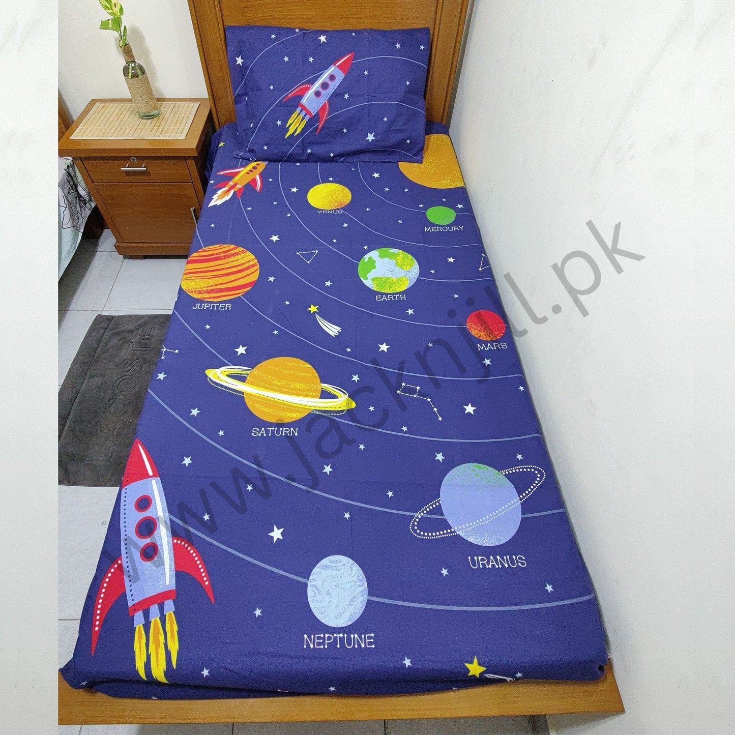 GLOW IN DARK SPACE BEDSHEET 0A06