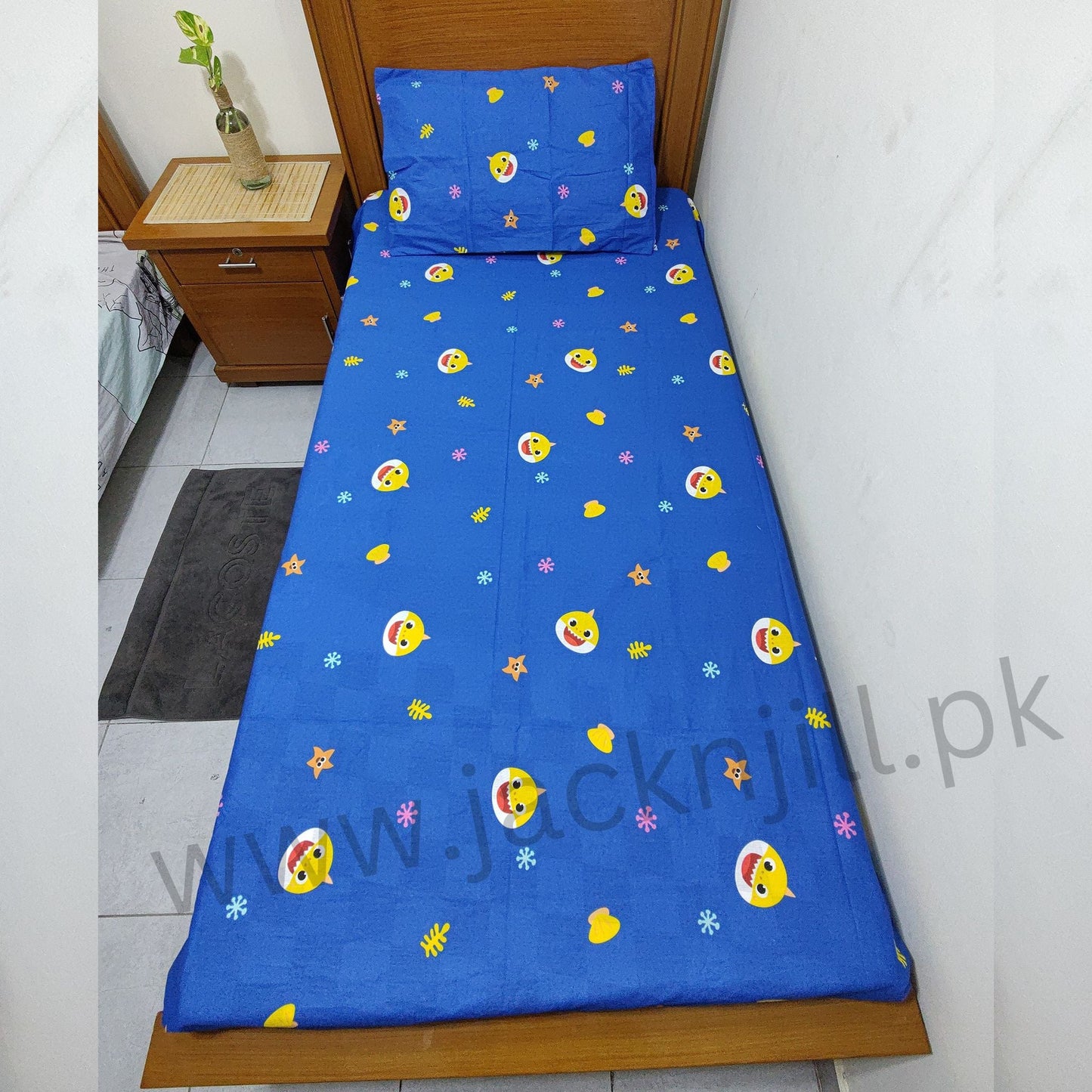 BABY SHARKS BEDSHEET 0A07