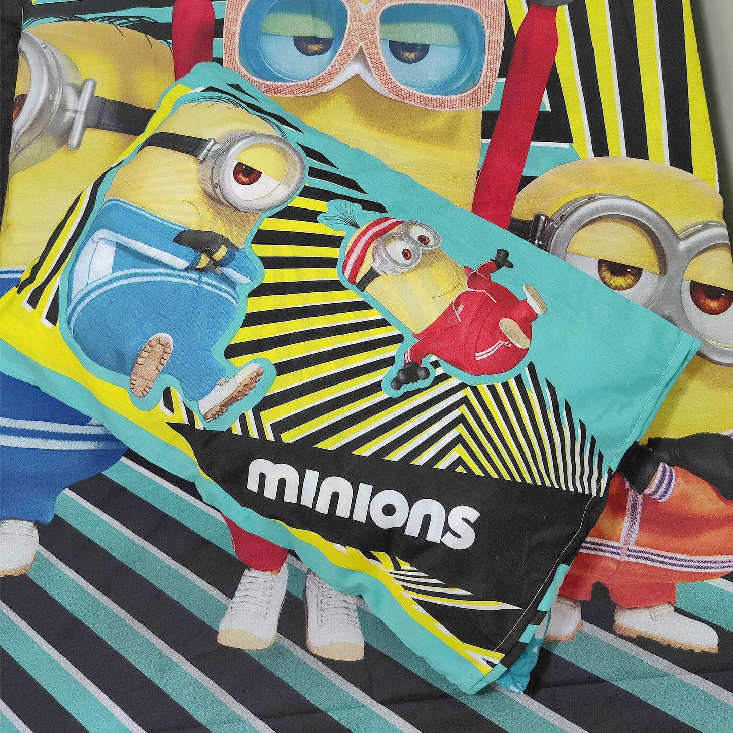 MINIONS ROCK ON KID BEDSHEET